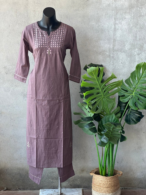 Mauve Neck embroidery plain cotton set