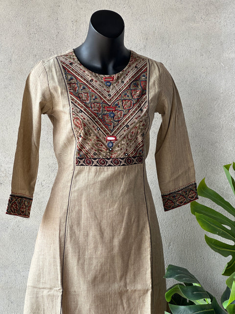 Beige kalamkari printed handloom cotton Kurti