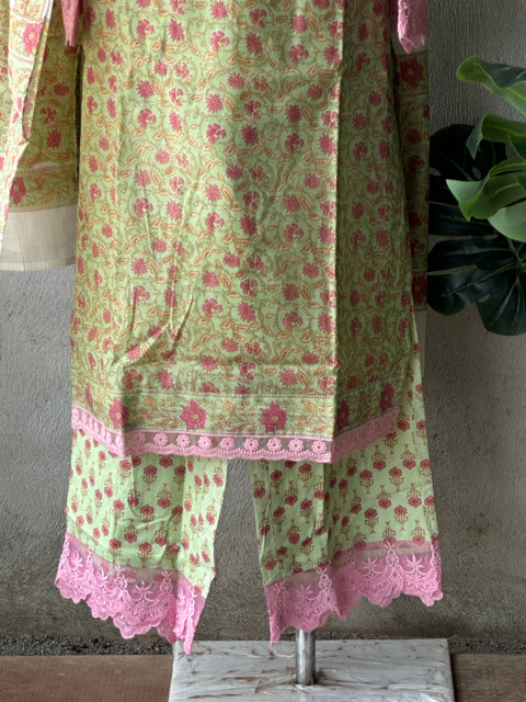 V Lace printed cotton suit set