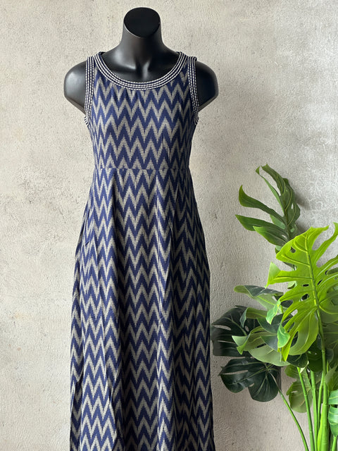 Zigzag printed Rayon gown - Navy