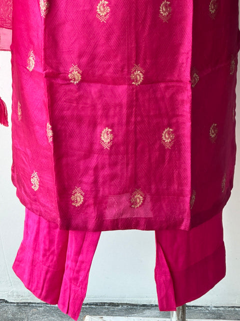 Partywear Banaras kurta pant set