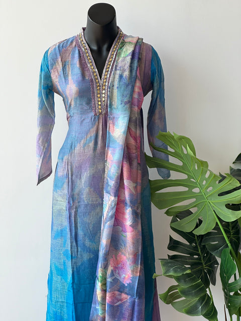 Mirror V neck printed muslin kurta pant set