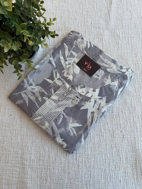 XXL size printed Alpine nighty