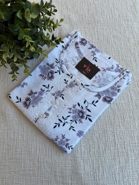 XL size printed Alpine nighty