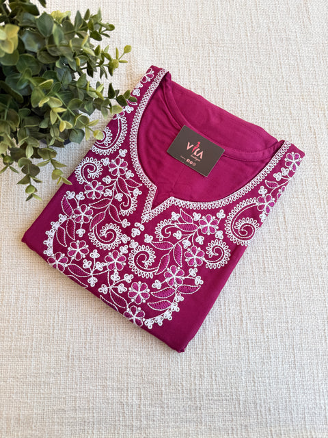 XL size printed Alpine nighty
