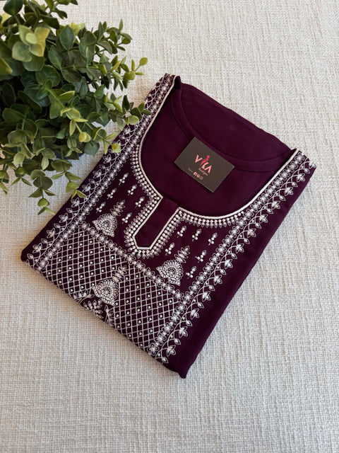 XL size printed Alpine nighty