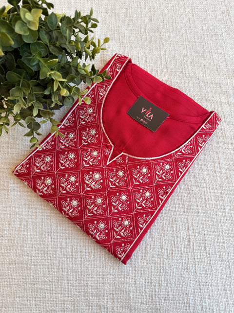 XL size printed Alpine nighty