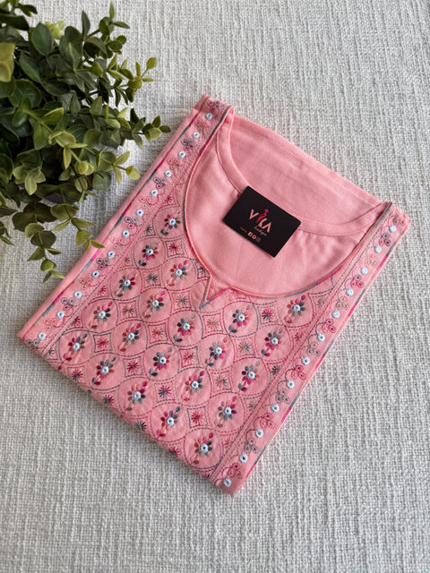 M size Embroidery Alpine nighty