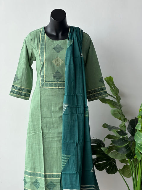 Light and dk green printed cotton kurta pant