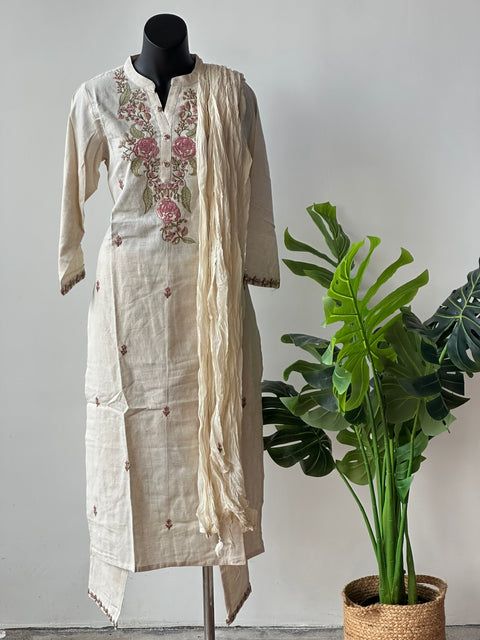 Off white emb cotton kurta pant set