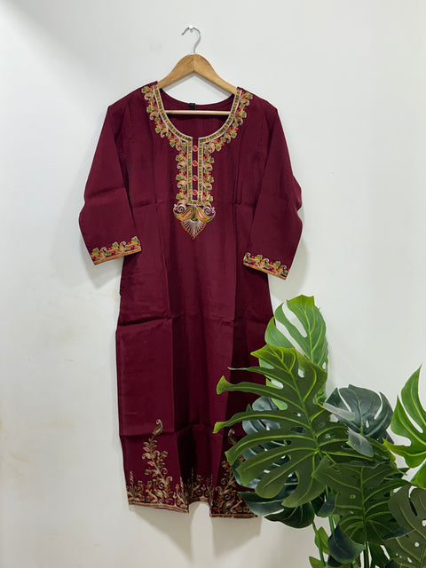 Thread emb Roman silk kurti