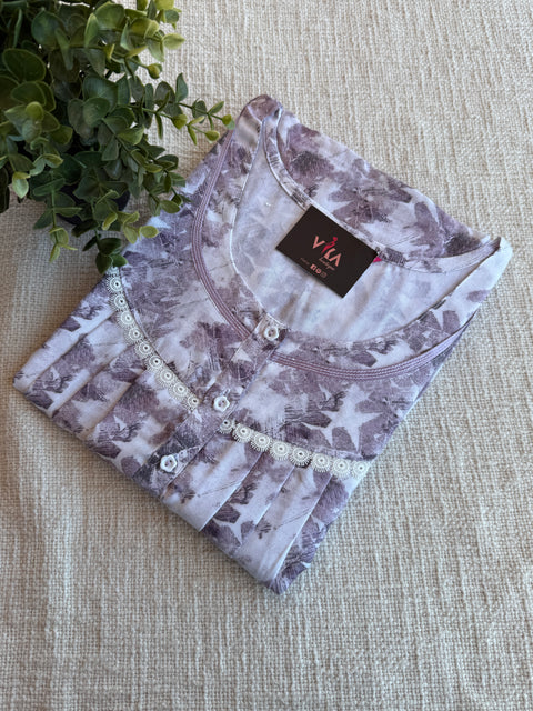 L size printed Alpine nighty