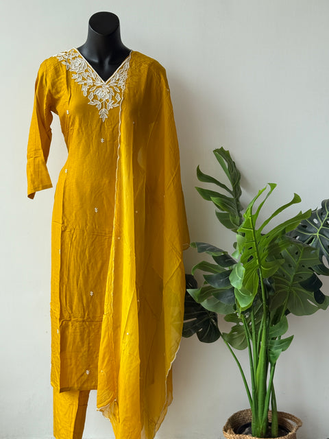 Neck emb Dola silk kurta pant set - Yellow