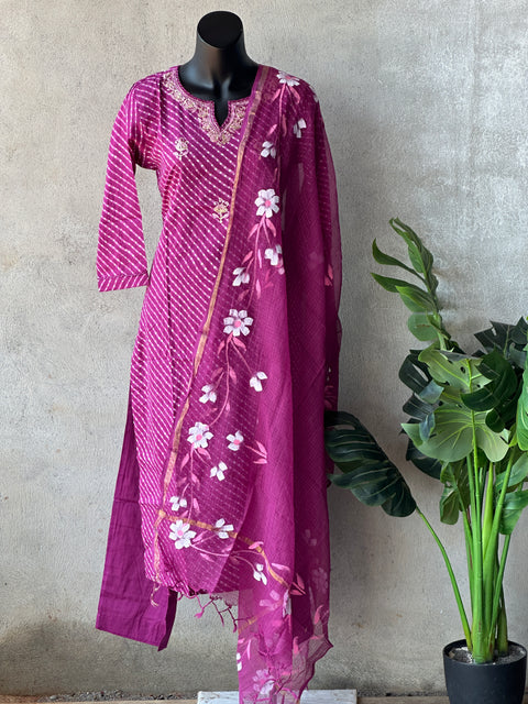 Dark pink printed cotton kurti pant set