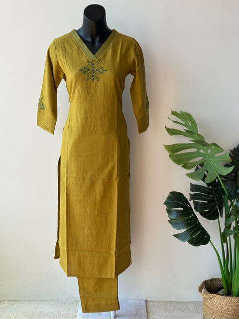 V neck musturd green kurta pant